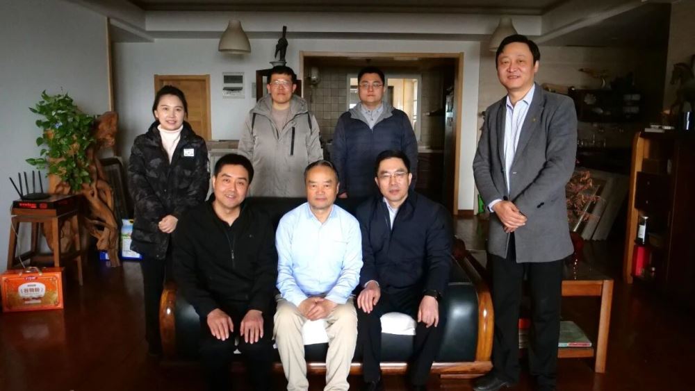 ���������ί�Ὺչ�����߷�ο�ʻ