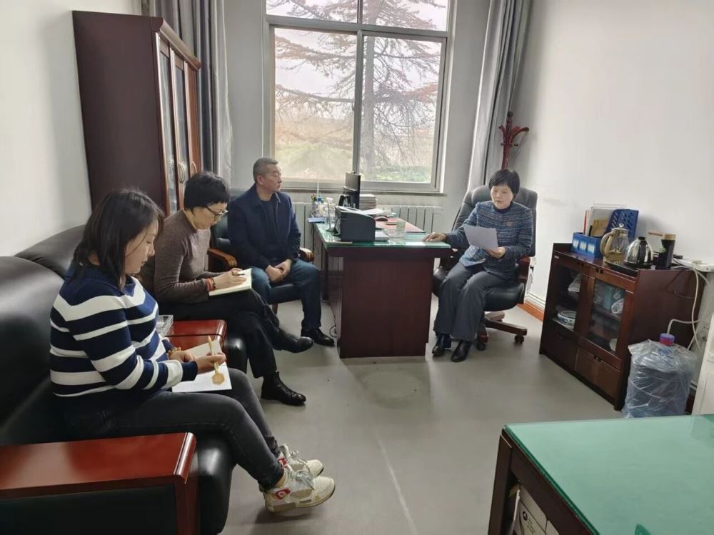 ���μ����ί���ٿ��´���һ��